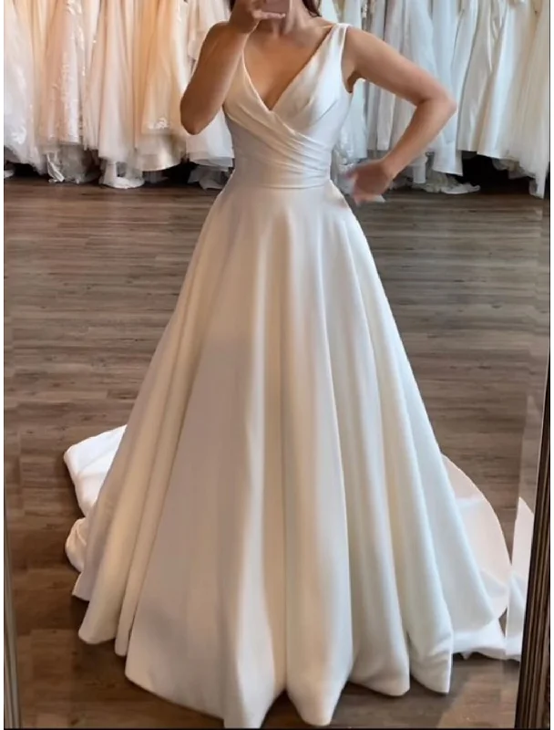 Fashionable Women's Outfit Chic Style, Always In Vogue Formal Wedding Dresses A-Line V Neck Sleeveless Court Train Satin Bridal Gowns With Pleats Ruched