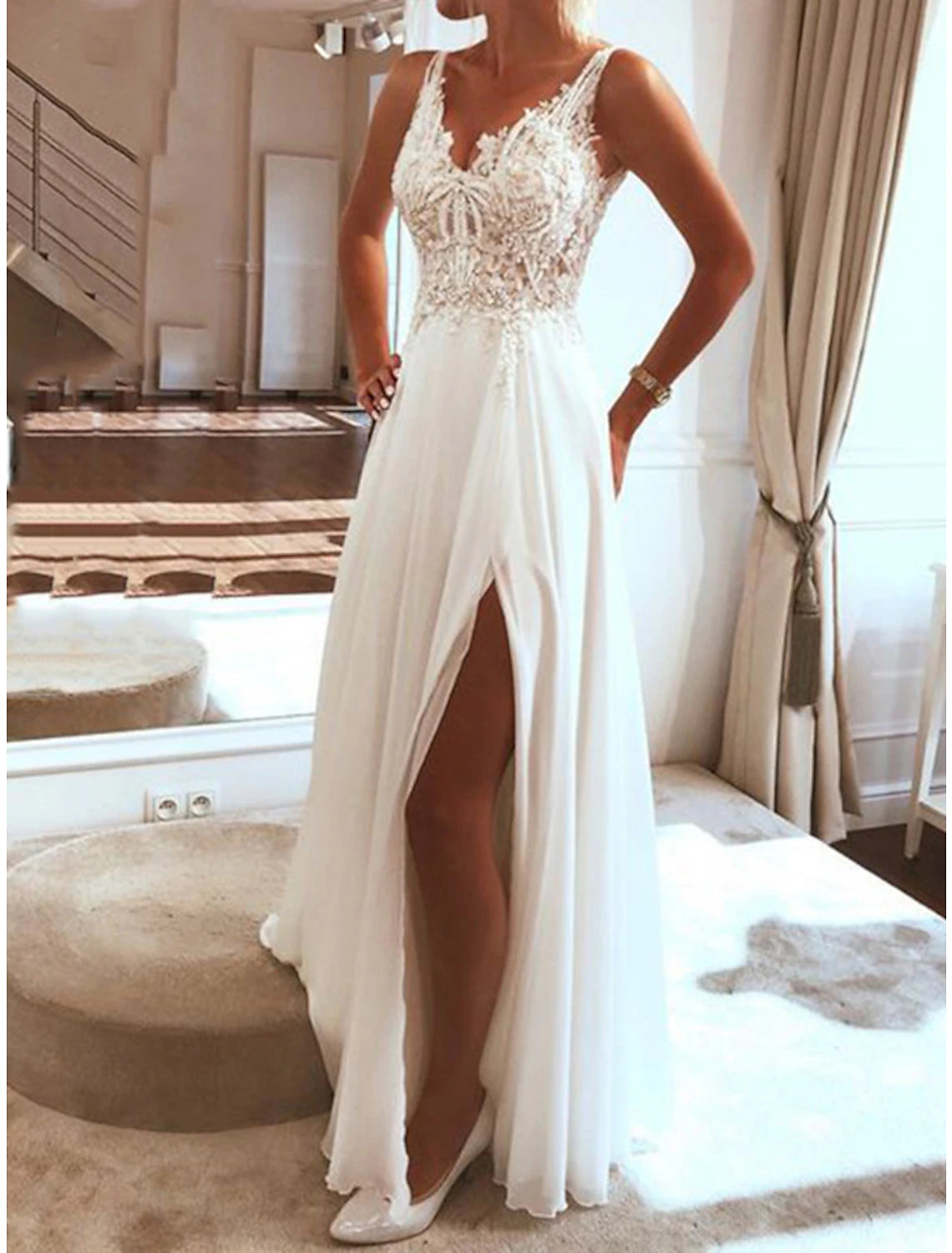 Women's Wardrobe Apparel Comfortable Clothes Beach Wedding Dresses A-Line V Neck Sleeveless Floor Length Chiffon Bridal Gowns With Appliques Split Front