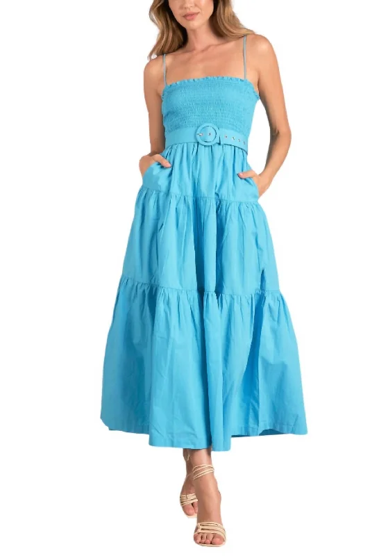 Stylish Women's Apparel Enjoy Discount Leanne Smocked Midi Dress In Azure