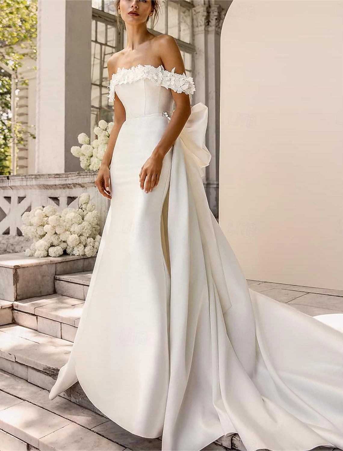 Trendy Athleisure Clothing For Women Explore What's New Beach Formal Wedding Dresses Two Piece Square Neck Sleeveless Sweep / Brush Train Taffeta Bridal Gowns With Bow(s) Solid Color