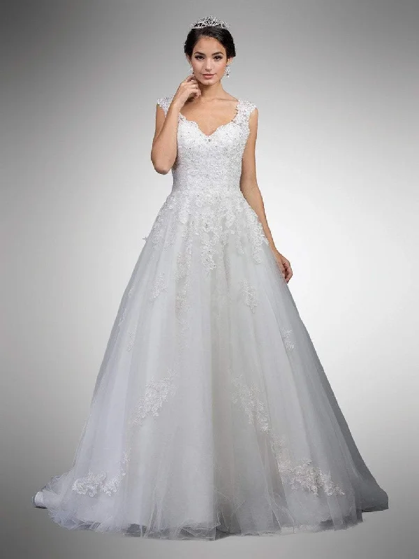 Women's High-Fashion Attire Stylish Basics Dancing Queen Bridal - 19 Lace Embroidered V-neck Ballgown