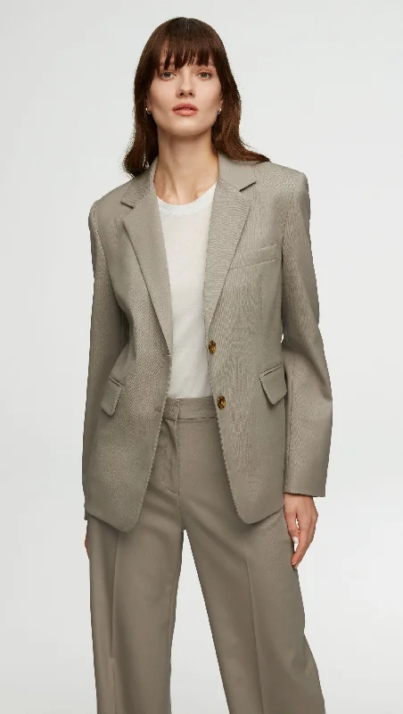 Women's Chic Apparel Latest Fashion Copain Blazer in Seasonless Wool | Laurel