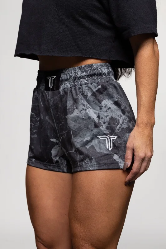 Women's Active Clothing Chic Outfits Blackout Hunter Camo Women’s Fight Shorts (3” Inseam)